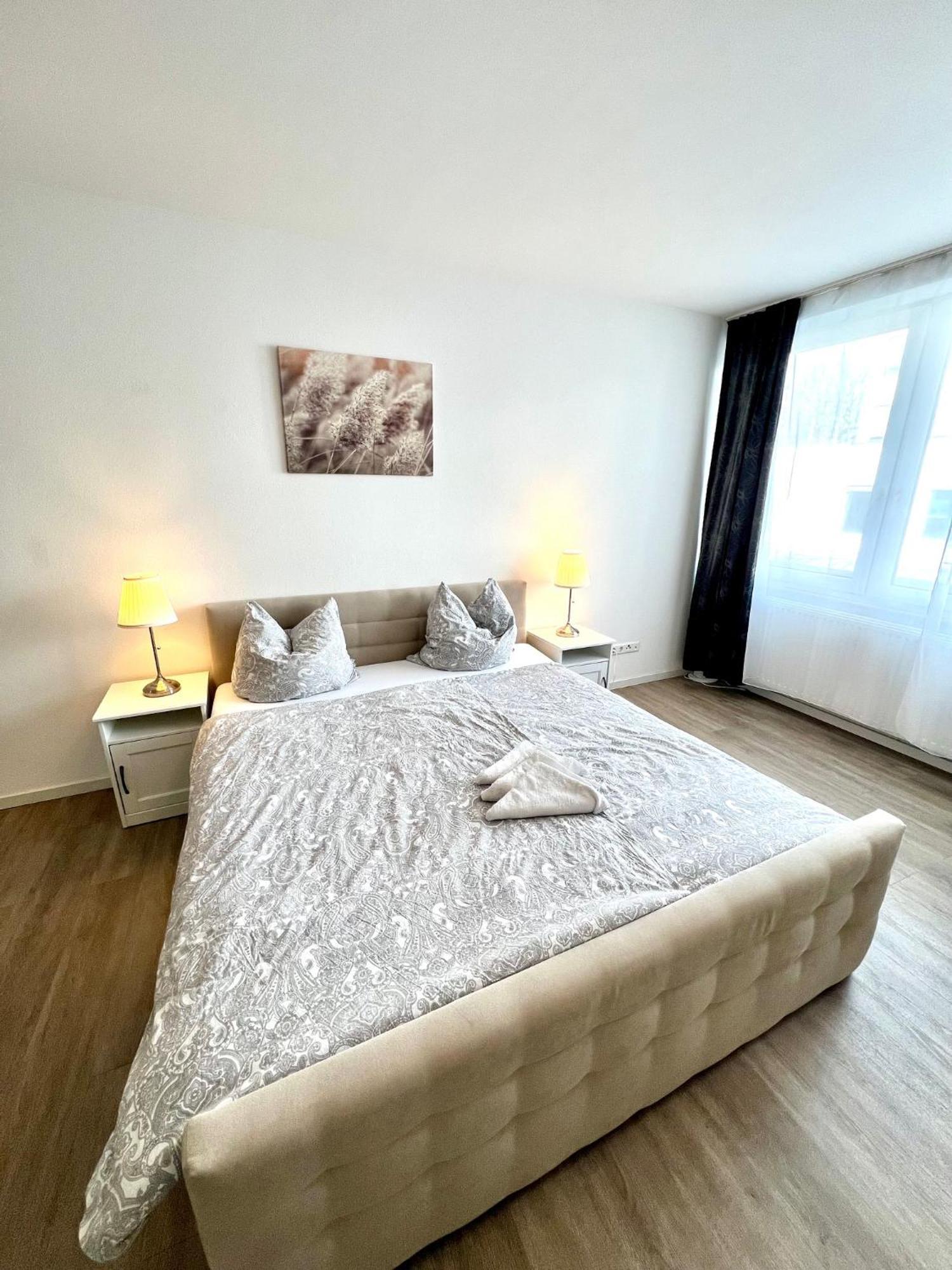 City Appartement Kueche,Bad, Parken Im Zentrum Von ราเวนส์บวร์ก ห้อง รูปภาพ