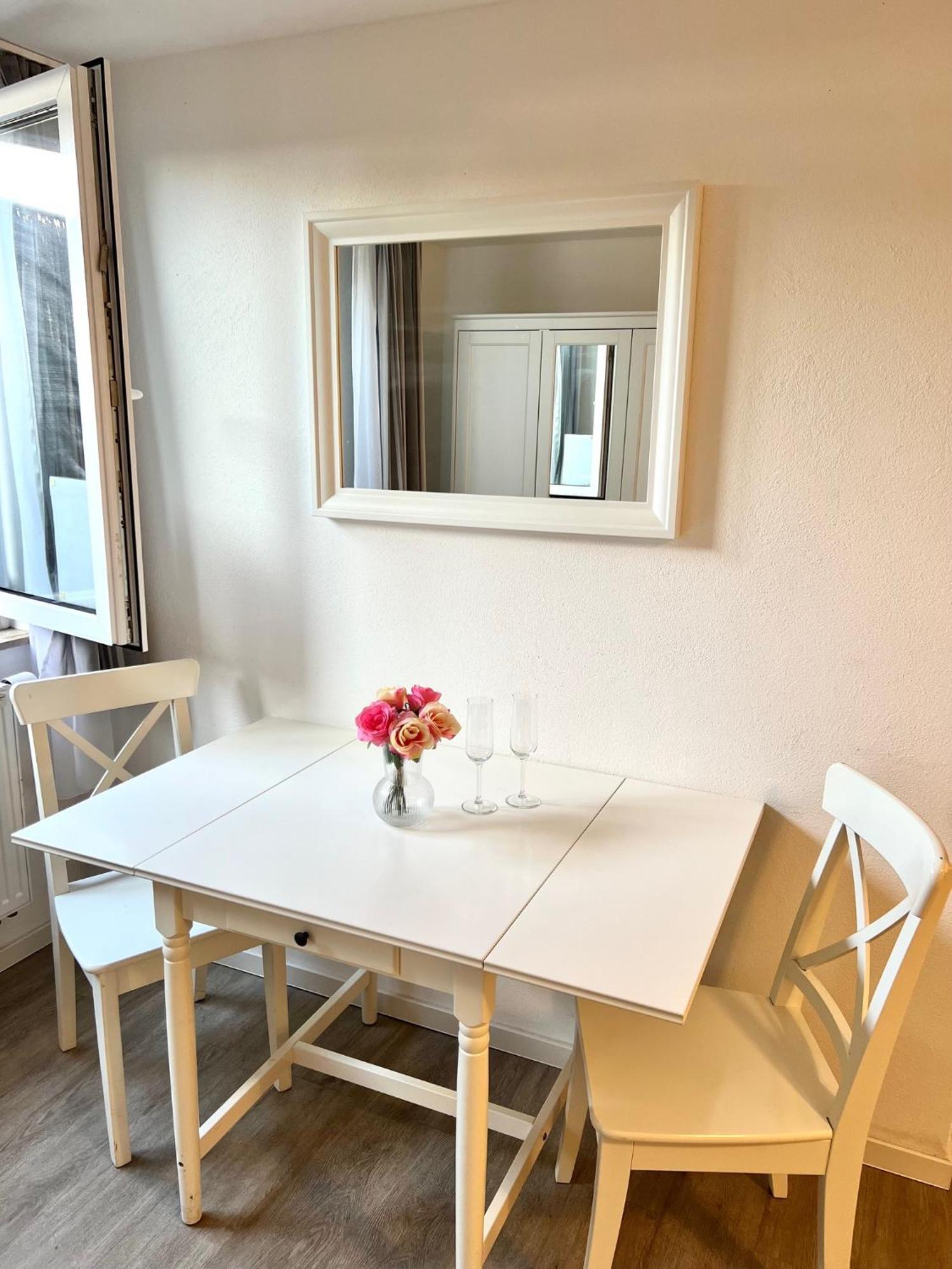 City Appartement Kueche,Bad, Parken Im Zentrum Von ราเวนส์บวร์ก ภายนอก รูปภาพ