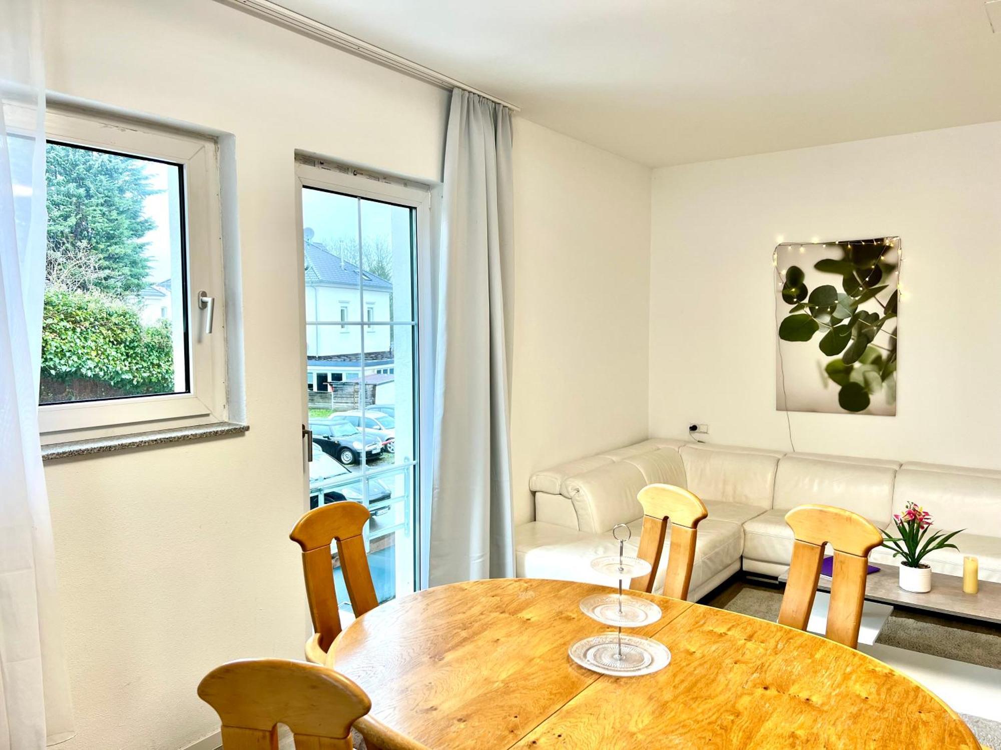 City Appartement Kueche,Bad, Parken Im Zentrum Von ราเวนส์บวร์ก ห้อง รูปภาพ